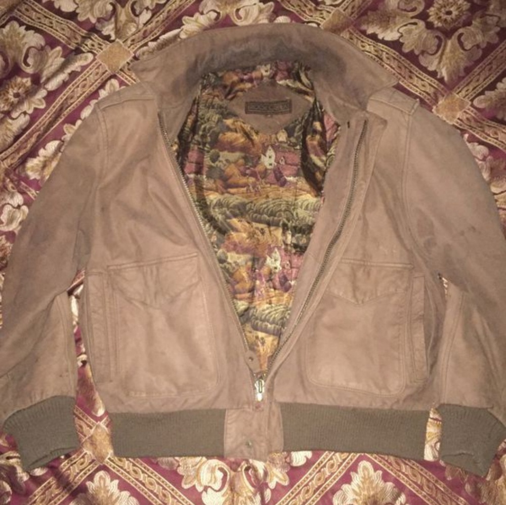 Bomber jacket